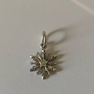 Pandora Disney Frozen Snowflake Charm